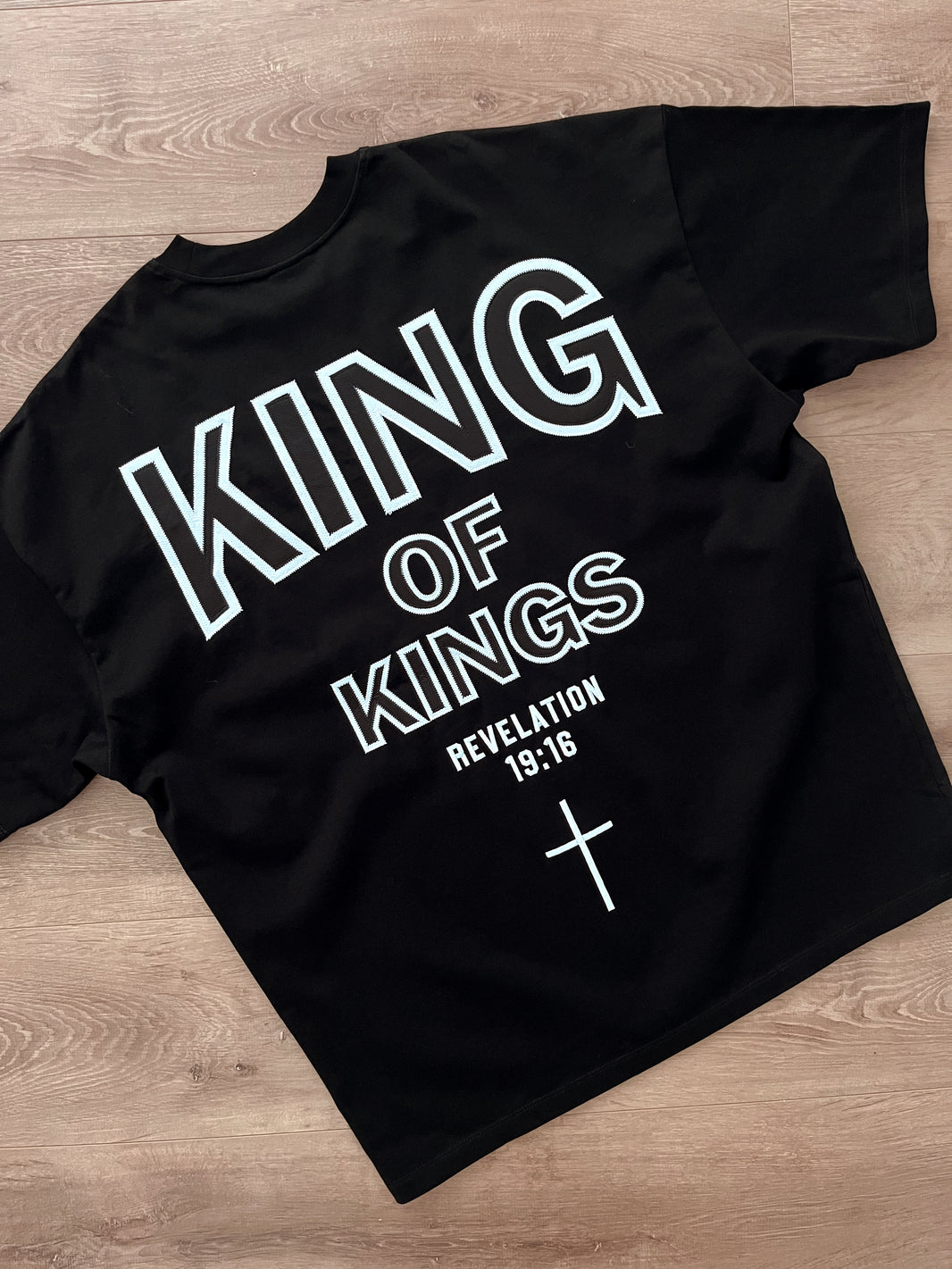KING OF KINGS - OVERSIZED SHIRT