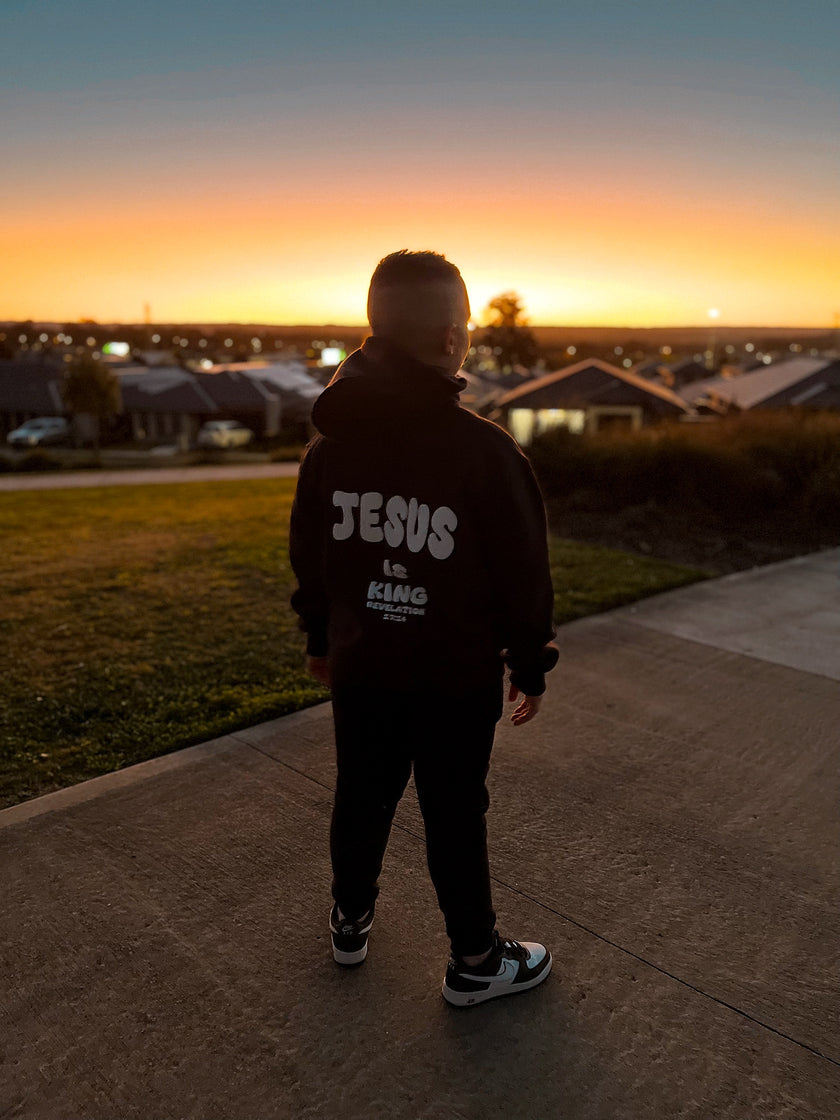 JESUS IS KING KIDS BUBBLE FONT JUMPERS