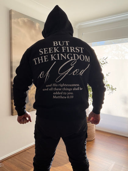 🚨PRE ORDER NOTICE🚨 SEEK KINGDOM ADULT JUMPER