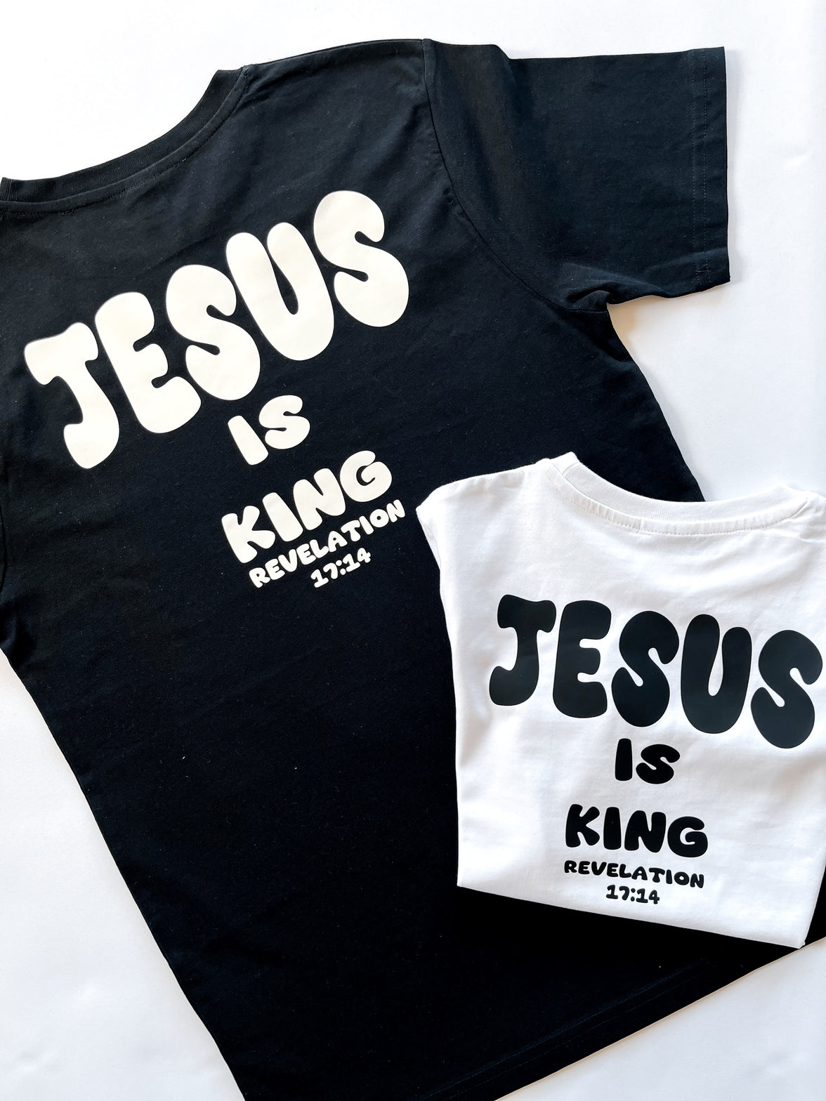 KIDS JESUS IS KING BUBBLE T-SHIRT