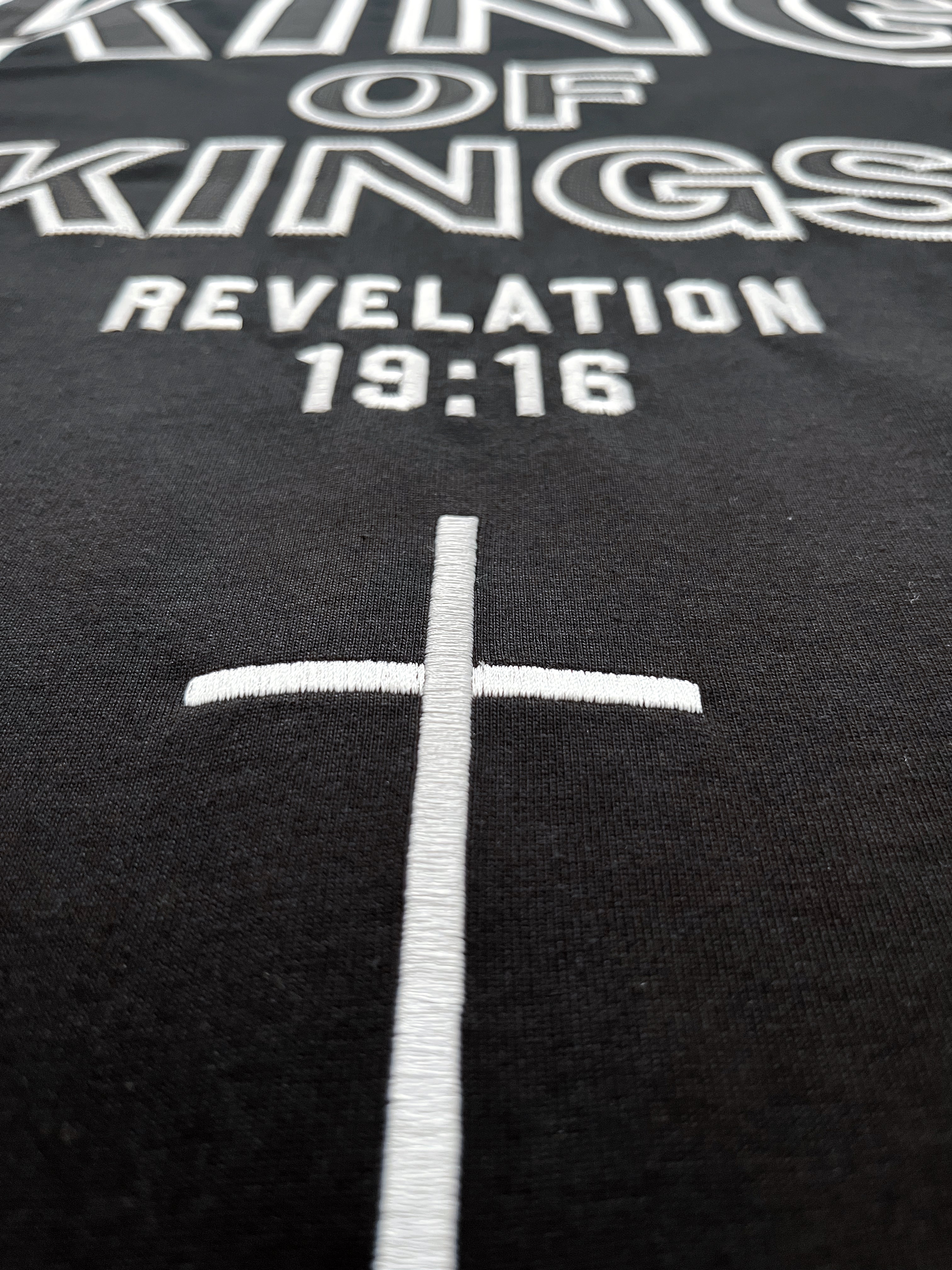 KING OF KINGS - OVERSIZED SHIRT